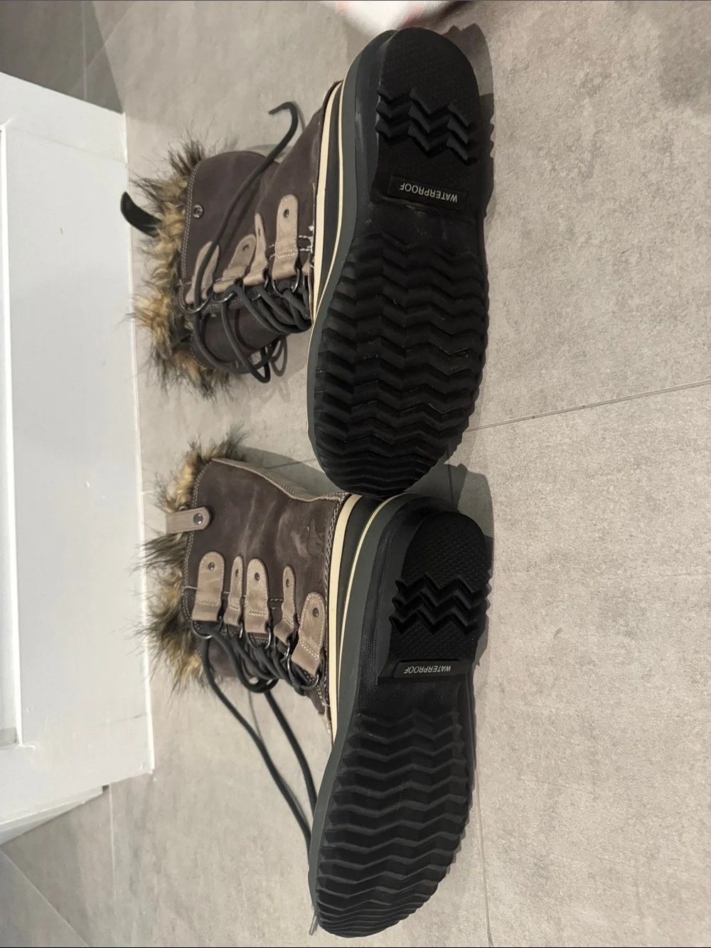 Sorel Brown Faux-Fur Lace-Up Winter Boots